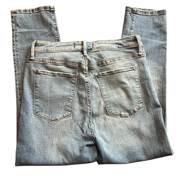 Abercrombie & Fitch Skinny Ankle Jeans High Rise Light Wash Distressed Size 26 S - Picture 2 of 6